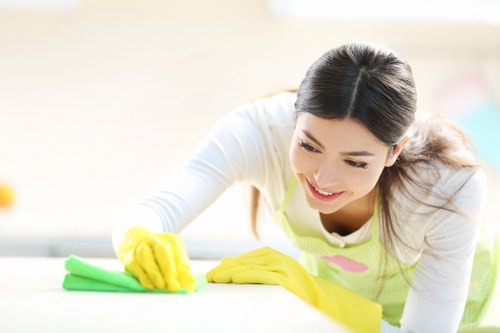 Local Hackney carpet cleaning team working on a residential carpet