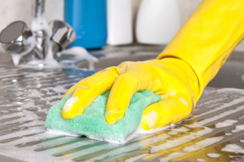 End of tenancy carpet cleaning for moving-day floors